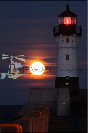 Rising Moon